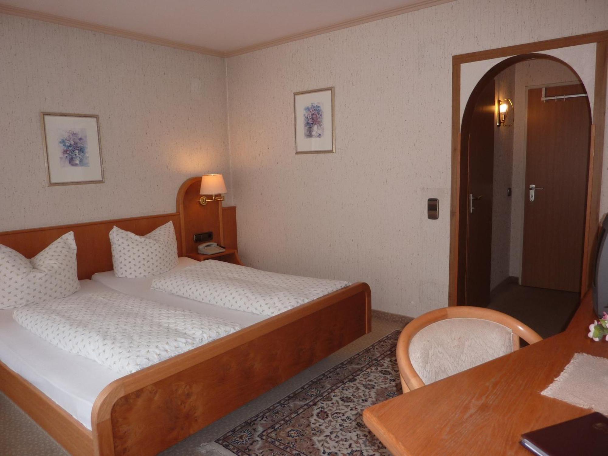 Hotel Traube バート・ヴィルトバート エクステリア 写真